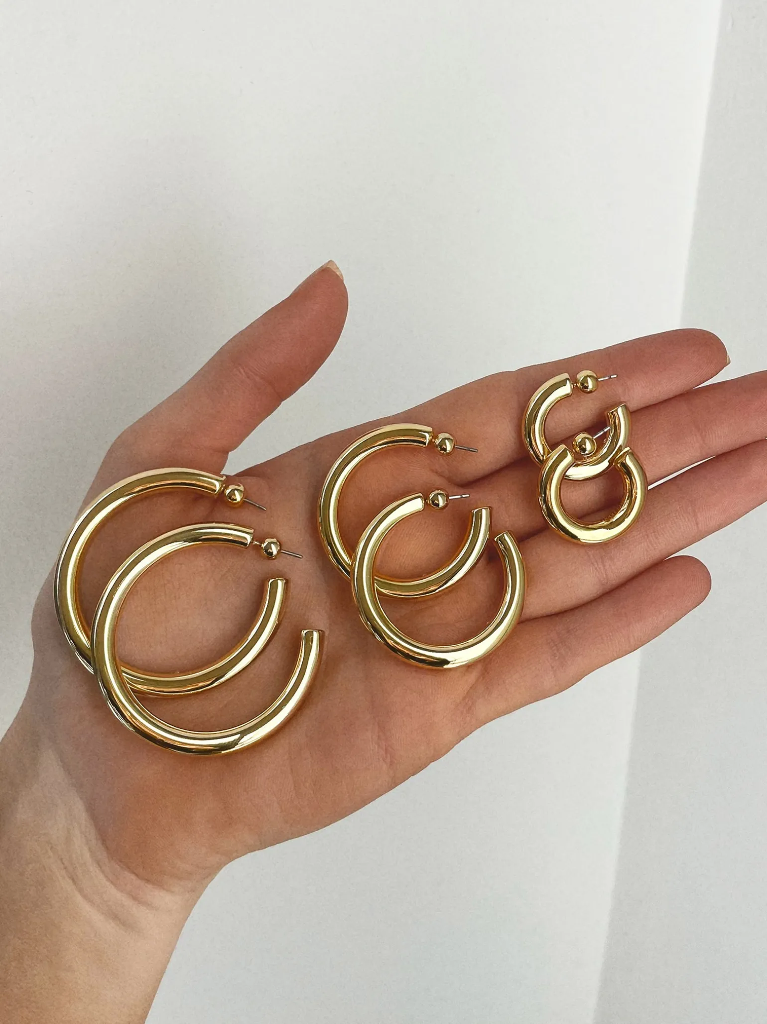 Dalilah Earrings - 23MM