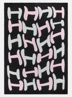 Get Wavy Custom Blanket - Pink/Black