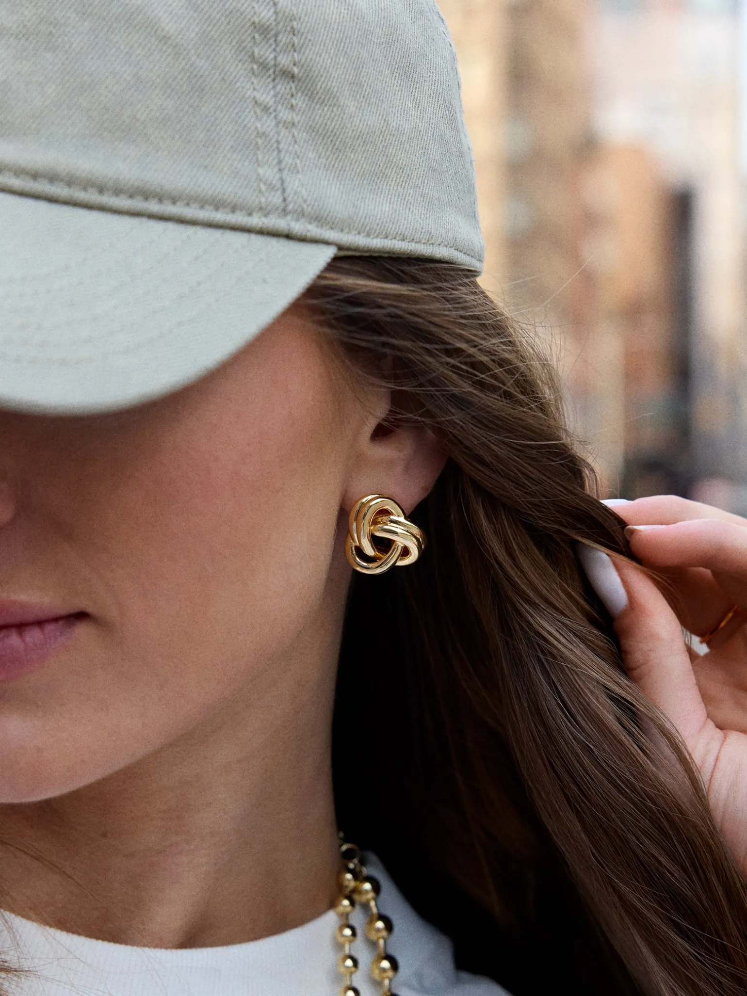 Kylie Gold Knot Earrings - Gold