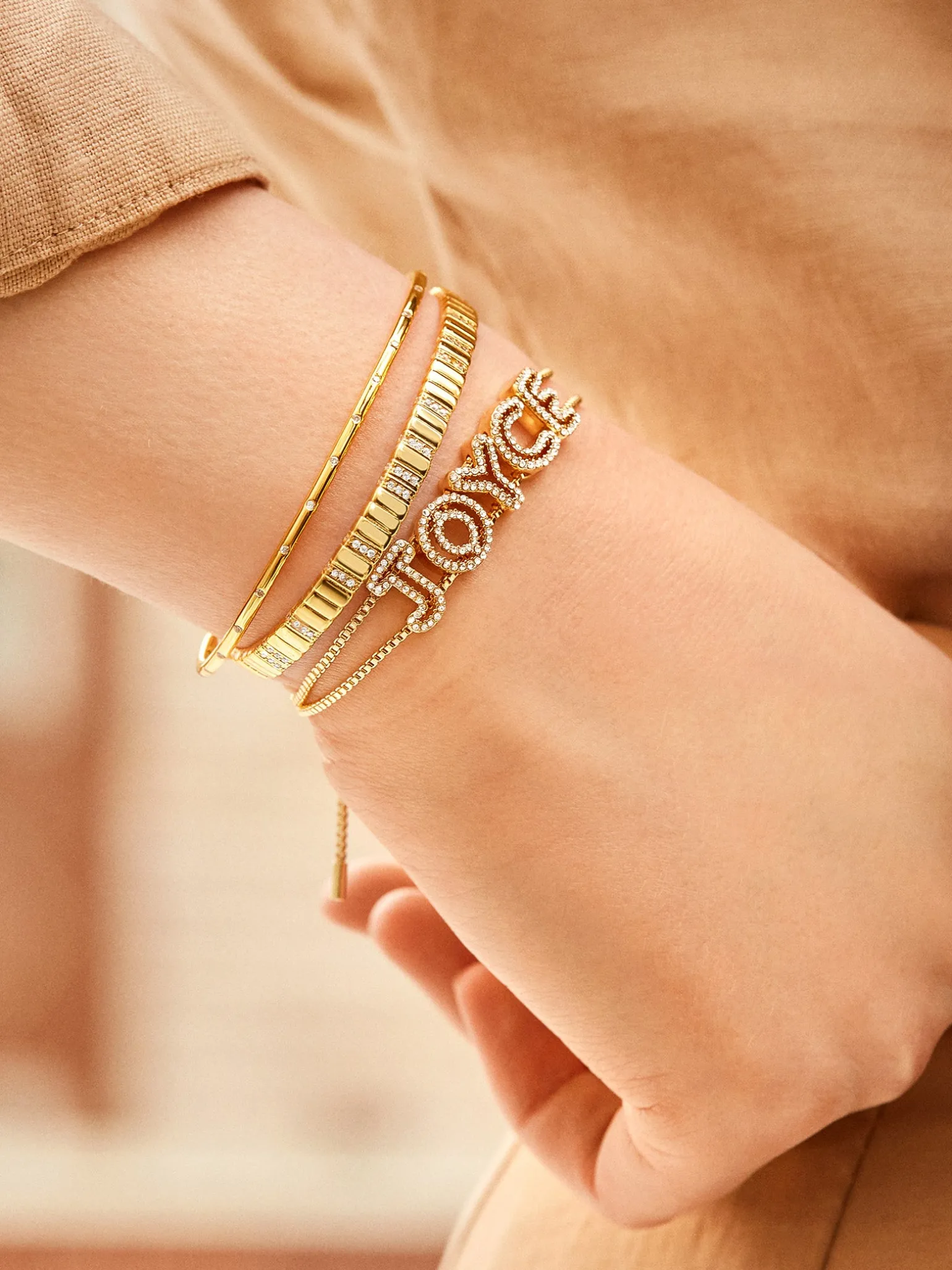Pavé Slider Custom Bracelet - Negative Space Pavé