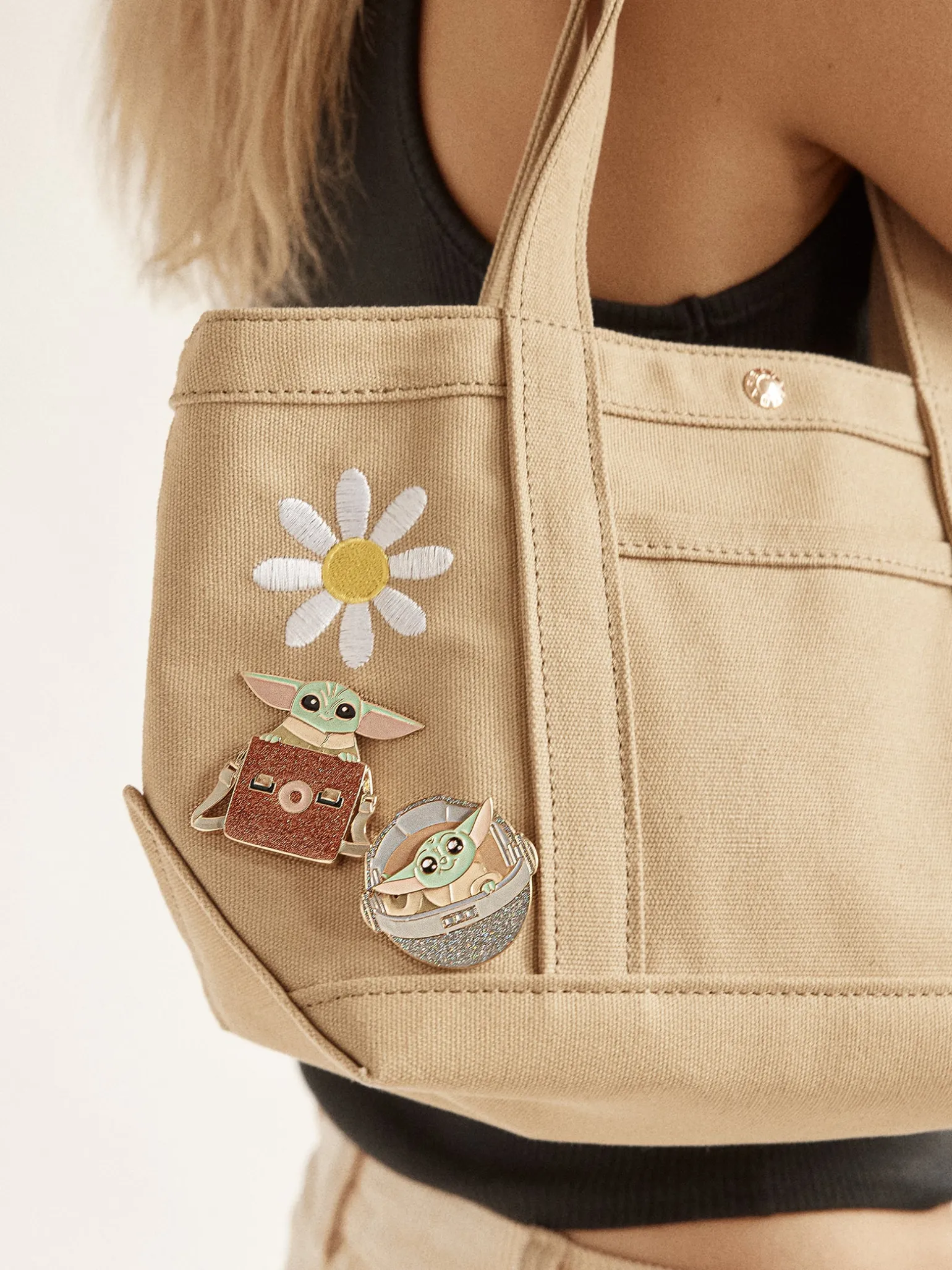 STAR WARS™ GROGU™ Bounty Hunter Bag Pin - Grogu Bounty Hunter Pin
